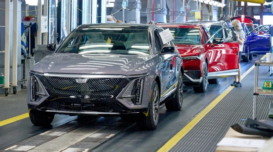General Motors знаходиться під розслідуванням через масові звернення про відмову гальм у автомобілях компанії