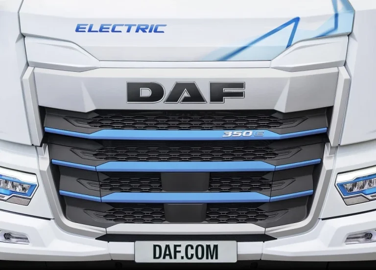 Грузовики DAF cмогут ездить без водителей
