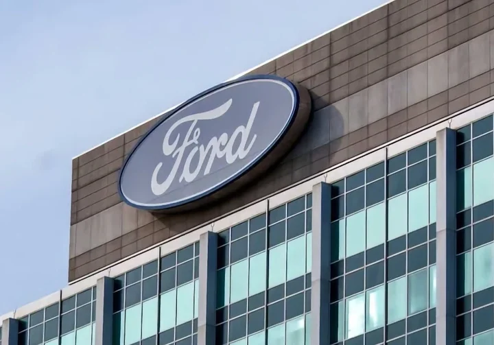 Адміністрація Трампа розкритикувала Ford через співпрацю з китайськими CATL та Geely