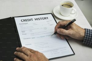 Прострочення кредиту: структура боргу, договірні санкції та новий графік