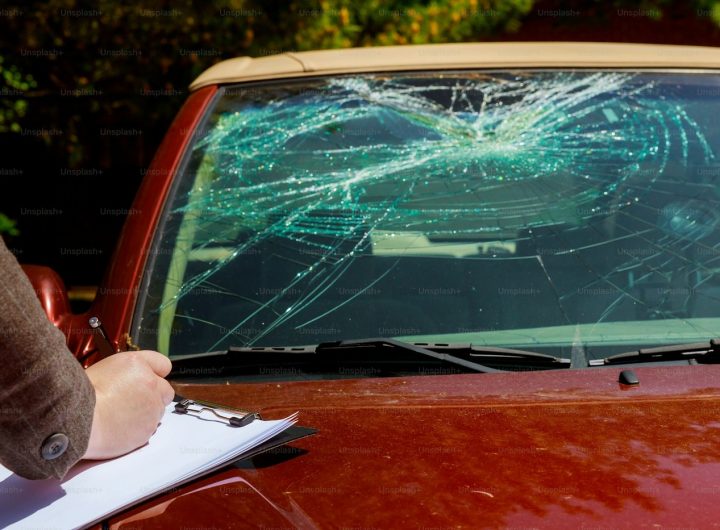Автоцивілка та ДТП: повідомлення страховика, оцінка шкоди й ліміт виплати